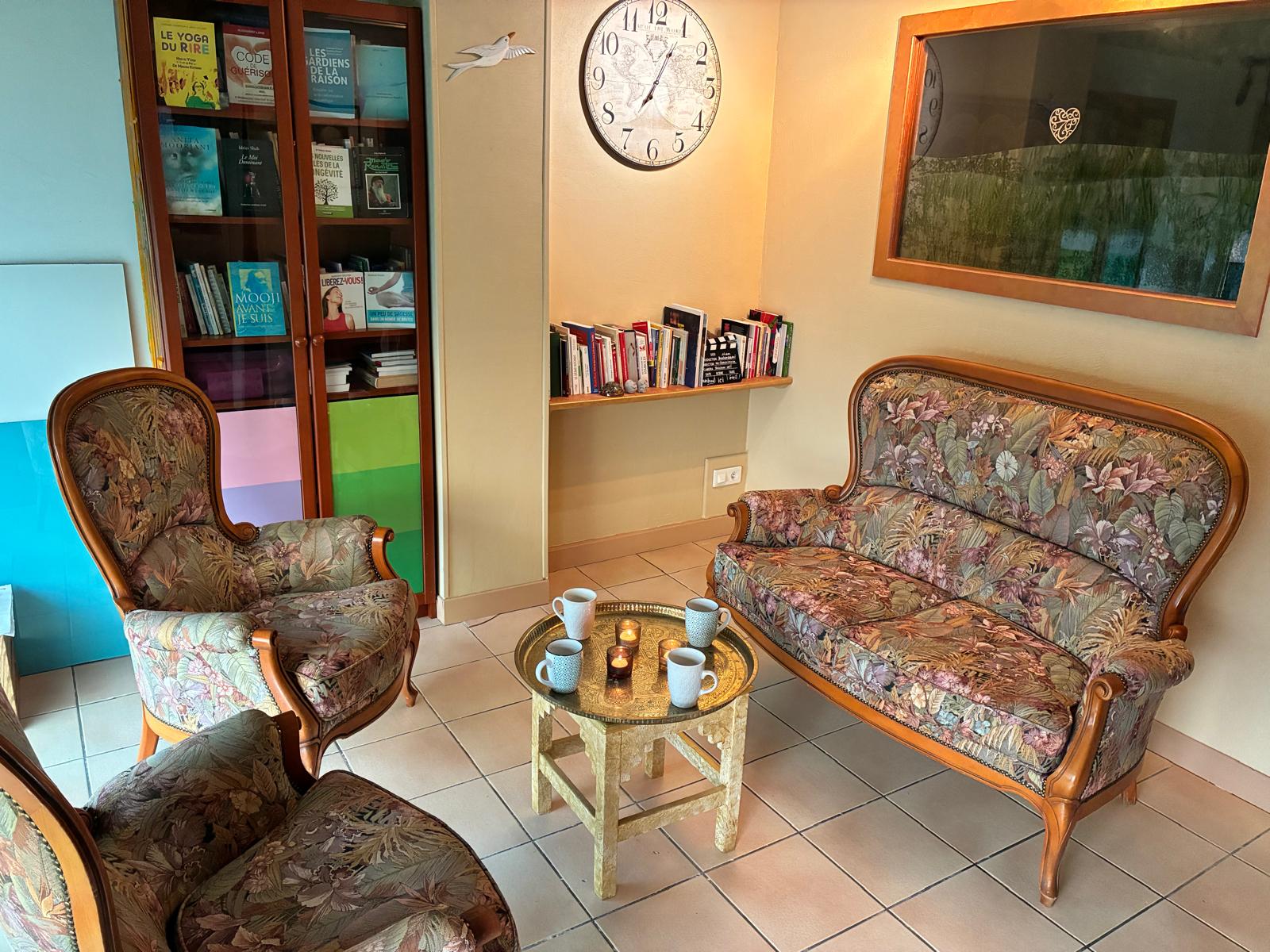 Salle attente cabinet massage Toulouse